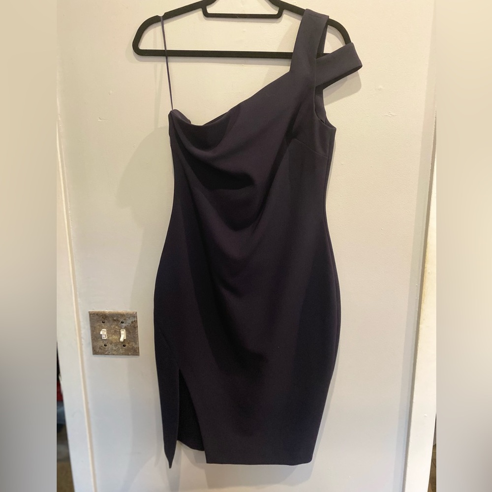 LIKELY Navy Dress, NWT, Sz 8, Retail $198, One shoulder, Front side slit.